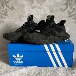 Adidas Prophere Mens Size 5/Womens Size 6